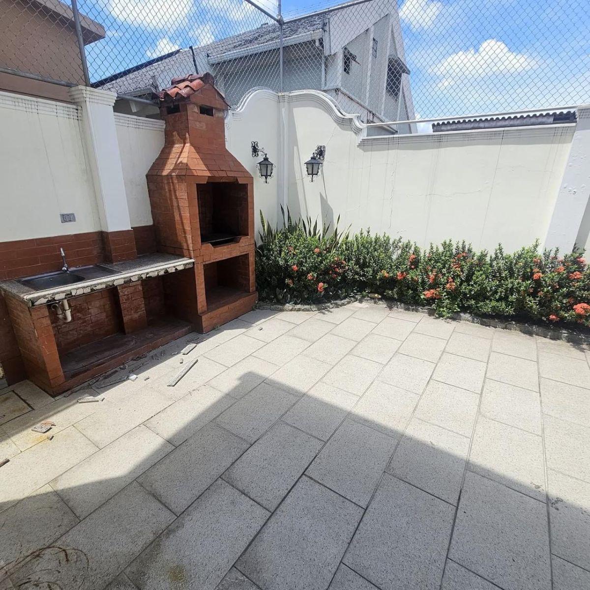 Venta. Linda Casa. Sector Ceibos. patio Amplio con Piscina. 4 Hab. $190.000, Guayas — imagen 10