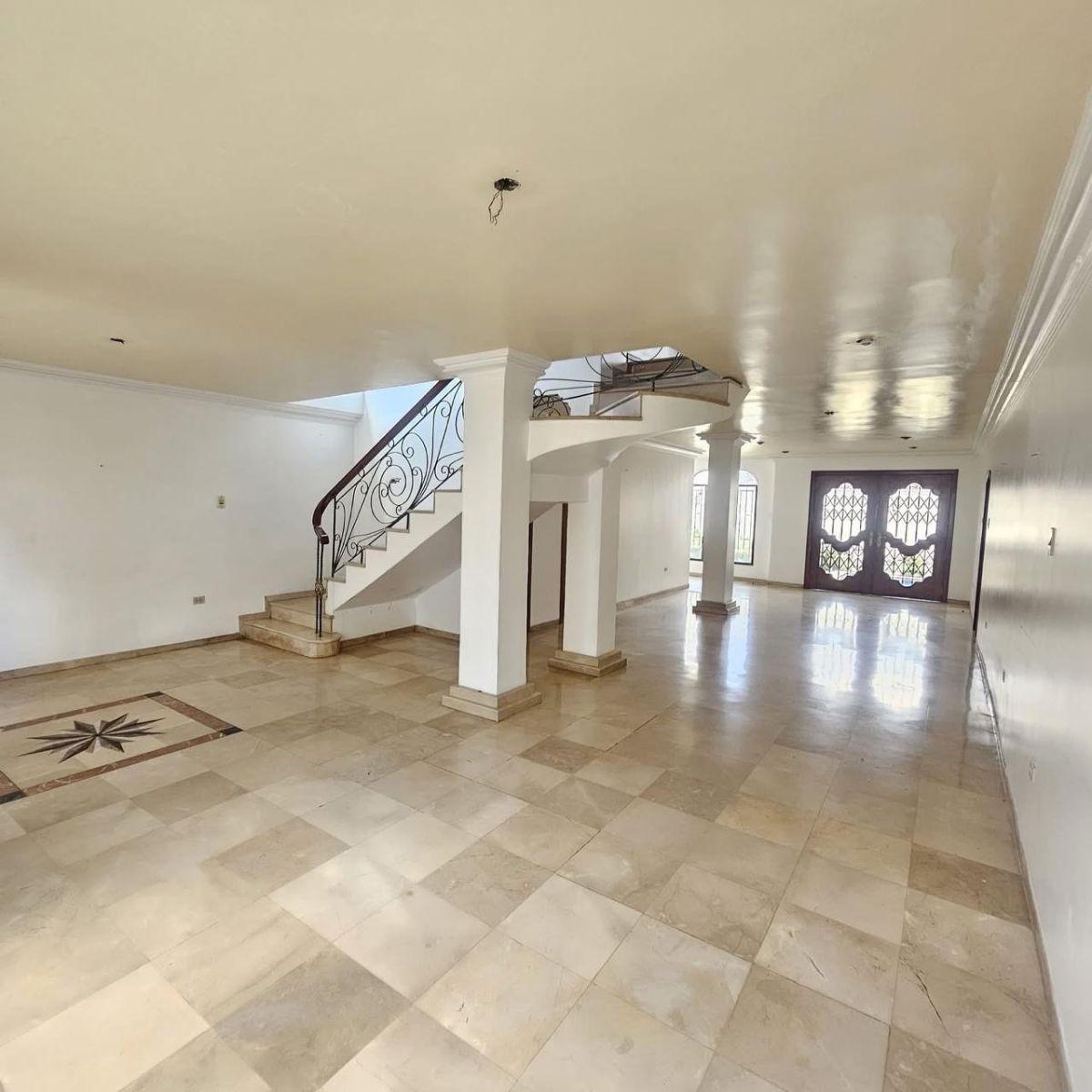 Venta. Linda Casa. Sector Ceibos. patio Amplio con Piscina. 4 Hab. $190.000, Guayas — imagen 8