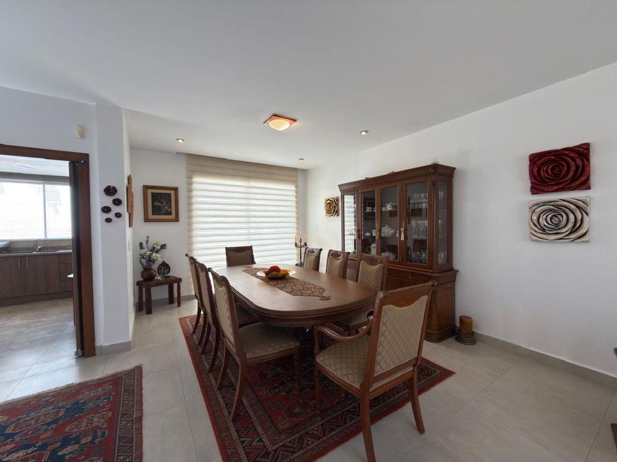 Casa de Venta, La Ceramica, Cerca a Supermaxi, Mega Kiwy, Mega Coral — imagen 9
