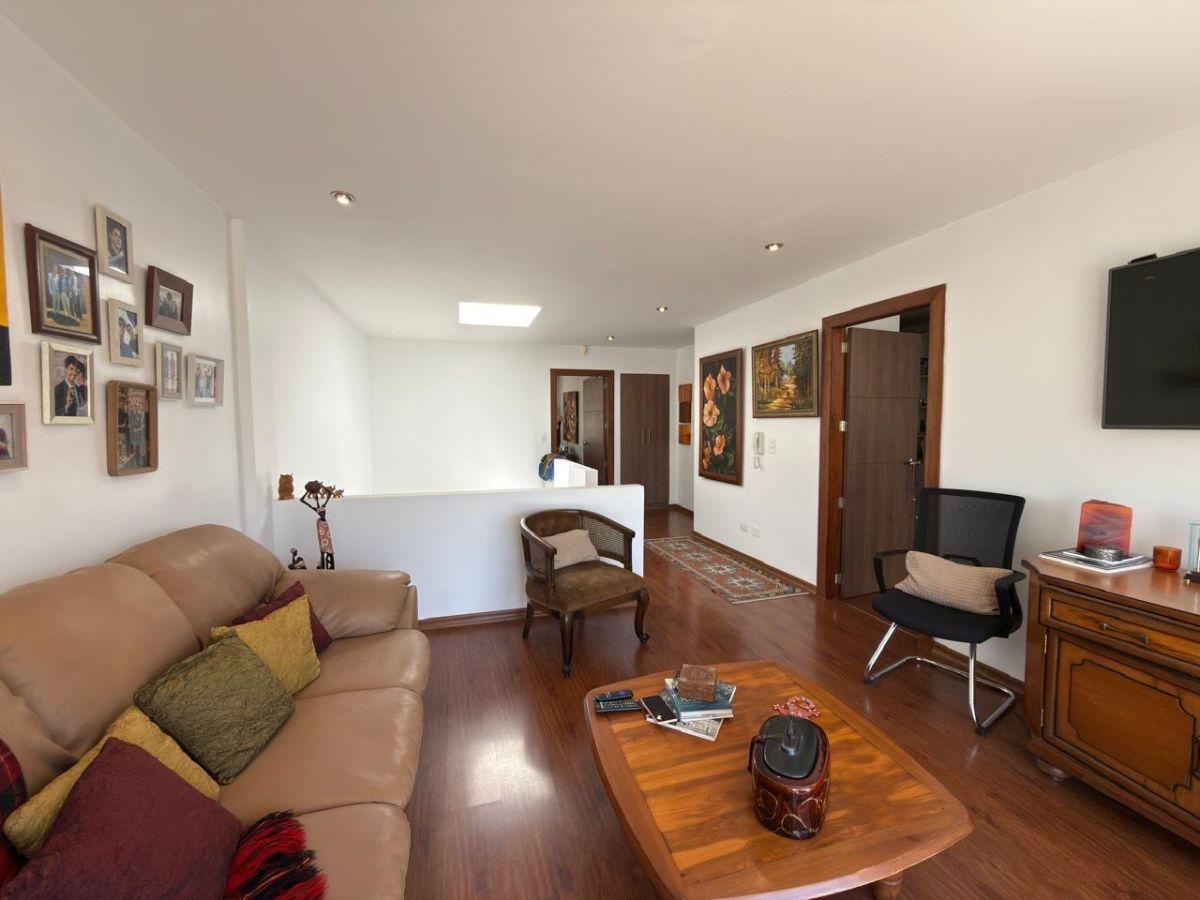 Casa de Venta, La Ceramica, Cerca a Supermaxi, Mega Kiwy, Mega Coral — imagen 6