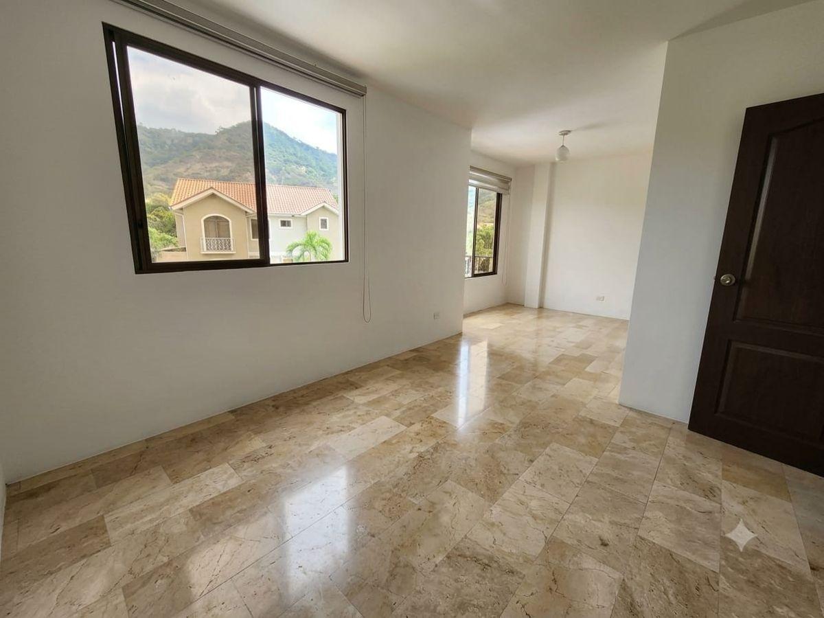 Casa de 240 m² de Terreno con 3 Dorm. en Venta en Vía a La Costa - m. Castro, Guayas — imagen 3
