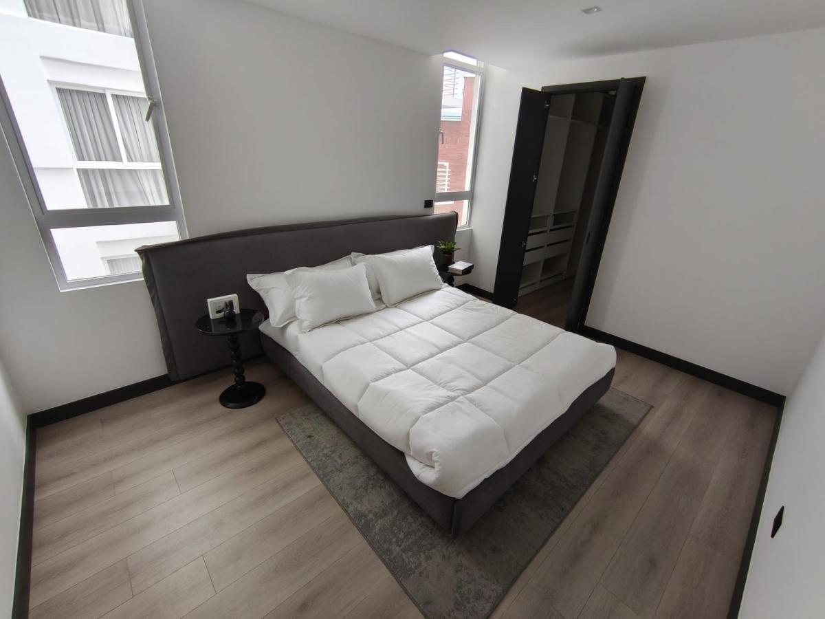 Scc. Venta Departamento con Balcón a Estrenar. 2 Dorm.. Piso 5 - Sector: González Suárez — imagen 4