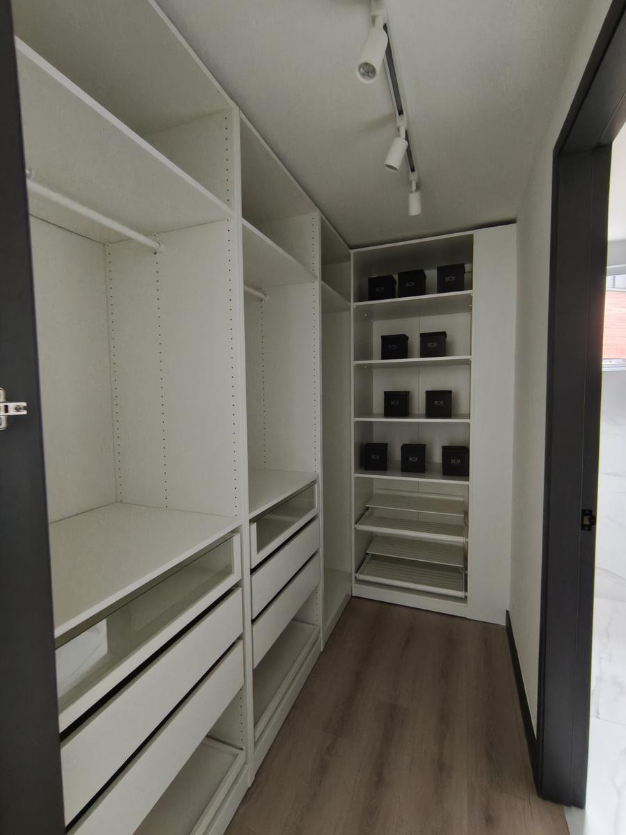 Scc. Venta Departamento con Balcón a Estrenar. 2 Dorm.. Piso 5 - Sector: González Suárez — imagen 3