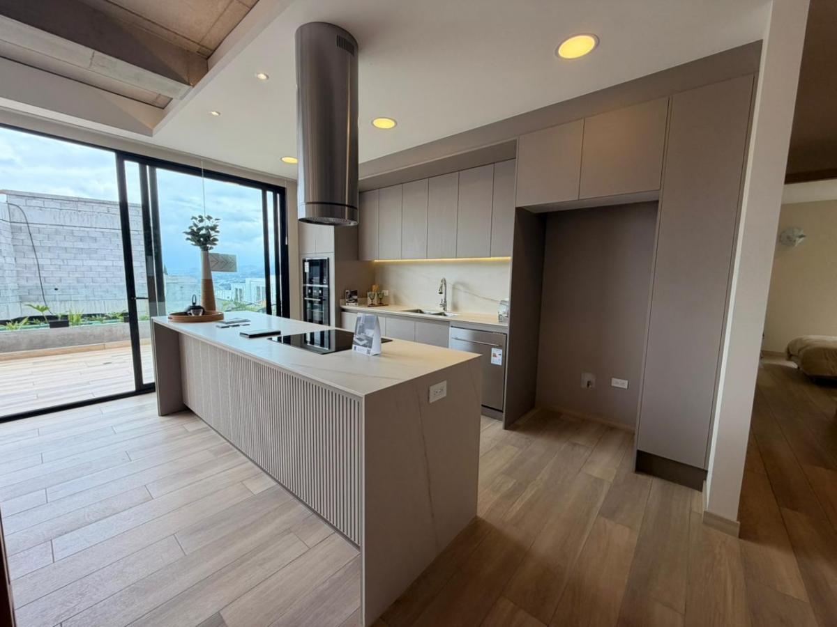 Aag Venta de Suite a Estrenar en Cumbaya — imagen 4