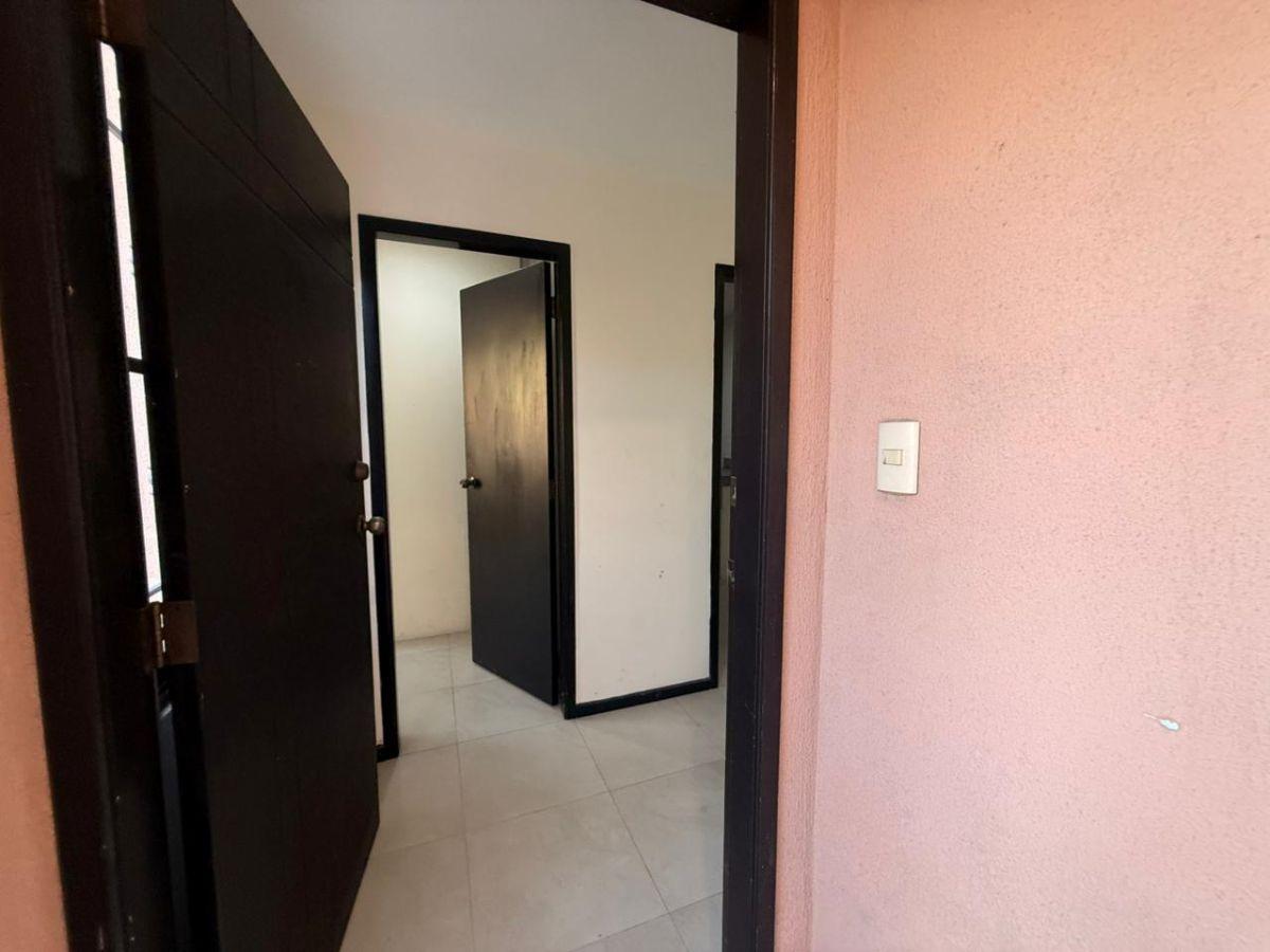 Casa en Venta Urbanizacion La Rioja Etapa Asturias Via a La Aurora, Guayas — imagen 8