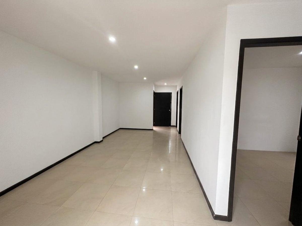Casa en Venta Urbanizacion La Rioja Etapa Asturias Via a La Aurora, Guayas — imagen 6