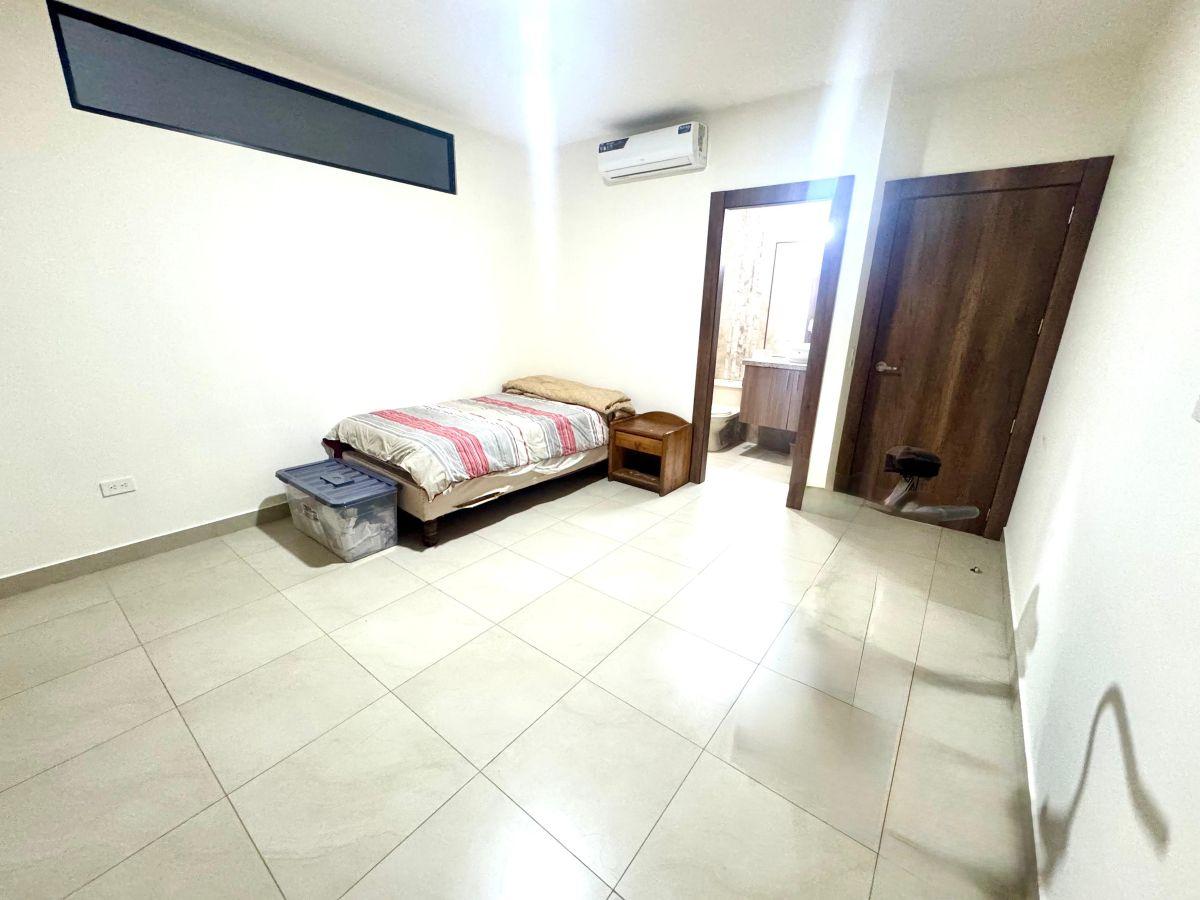 De Venta Espectacular Departamento de 3 Dorm., en Bosques de La Costa, con 224 m², Guayas — imagen 8