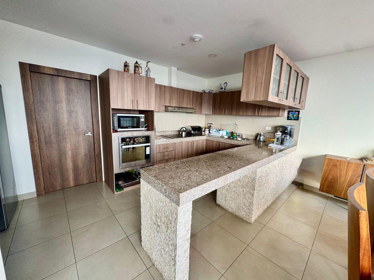 De Venta Espectacular Departamento de 3 Dorm., en Bosques de La Costa, con 224 m², Guayas — imagen 5