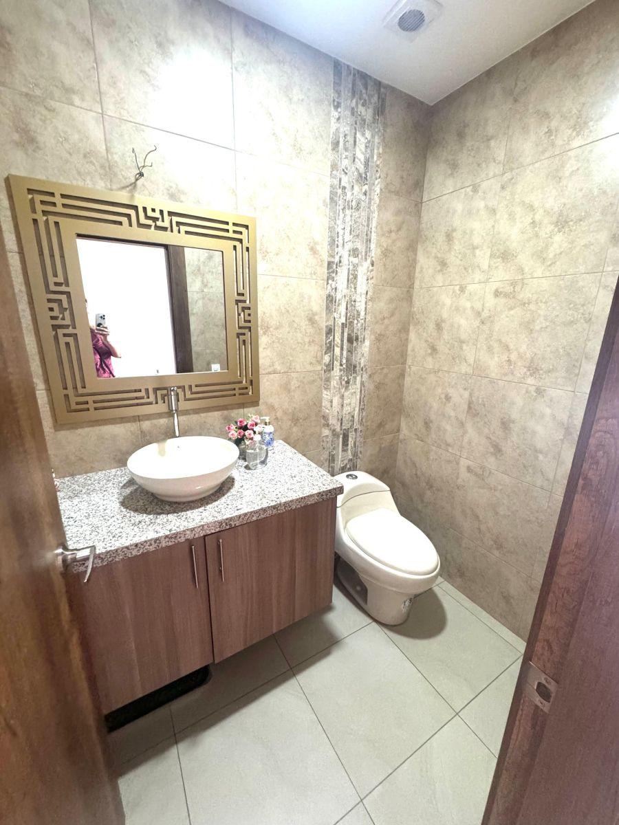 De Venta Espectacular Departamento de 3 Dorm., en Bosques de La Costa, con 224 m², Guayas — imagen 4