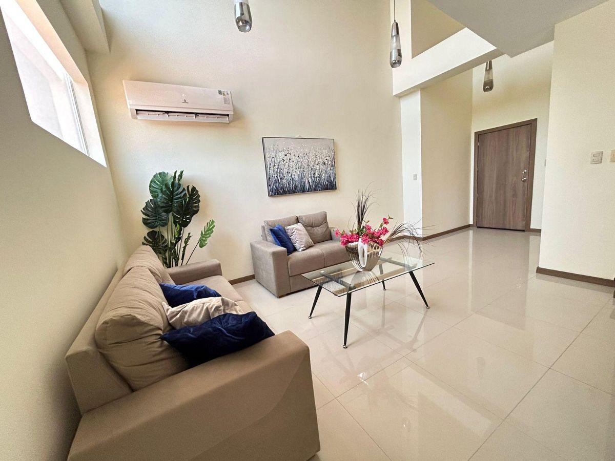 Vendo Moderno y Amplio Loft Amoblado de Doble Altura en Torre Baro Terranostra, Guayas — imagen 6
