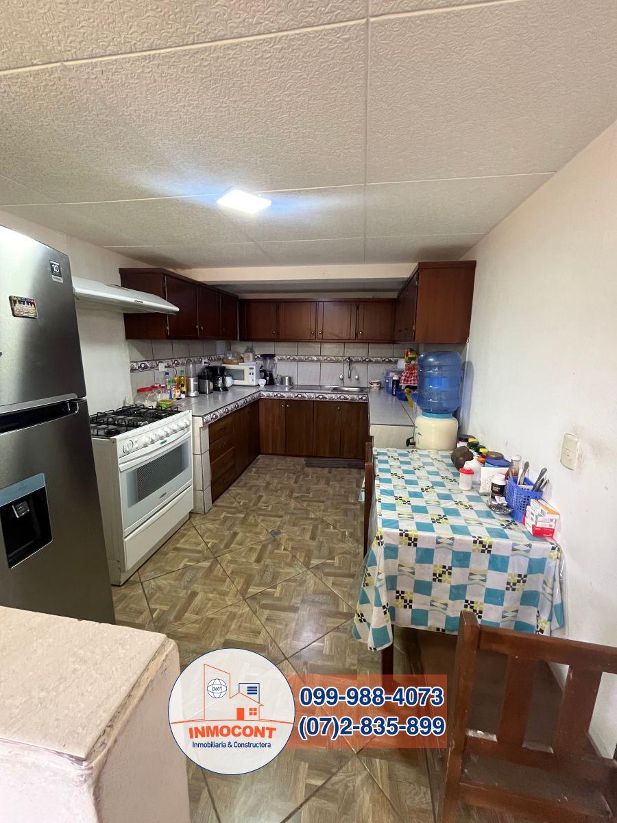 Amplia Casa Rentera de Venta Ricaurte, Sector La Raya, Azuay — imagen 6