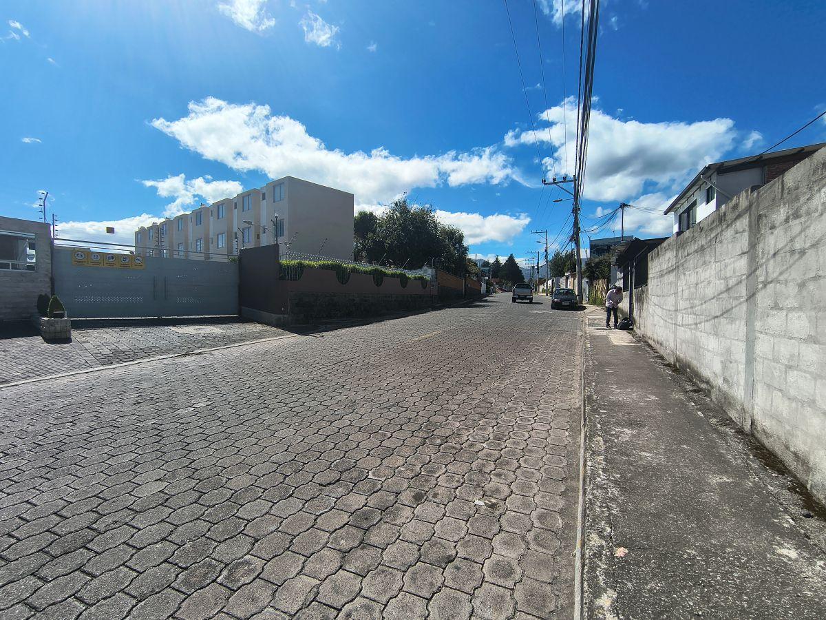 Vendo Casa de 3 Dorm. en La Morita, Tumbaco — imagen 10