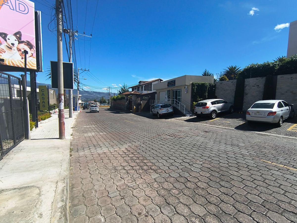 Vendo Casa de 3 Dorm. en La Morita, Tumbaco — imagen 9