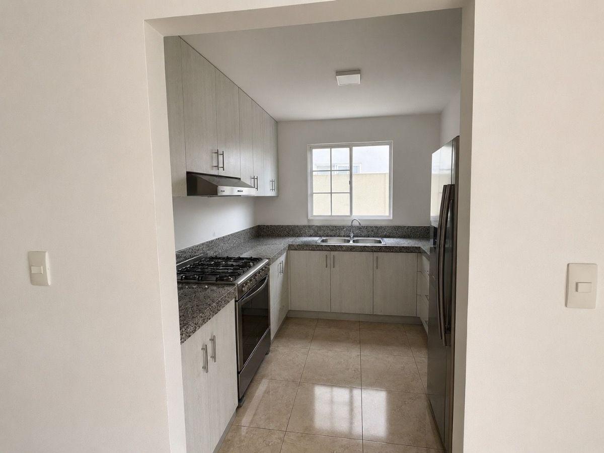 Venta de Casa Urbanización Casa Laguna Et Brisana - A. Maidana, Guayas — imagen 9
