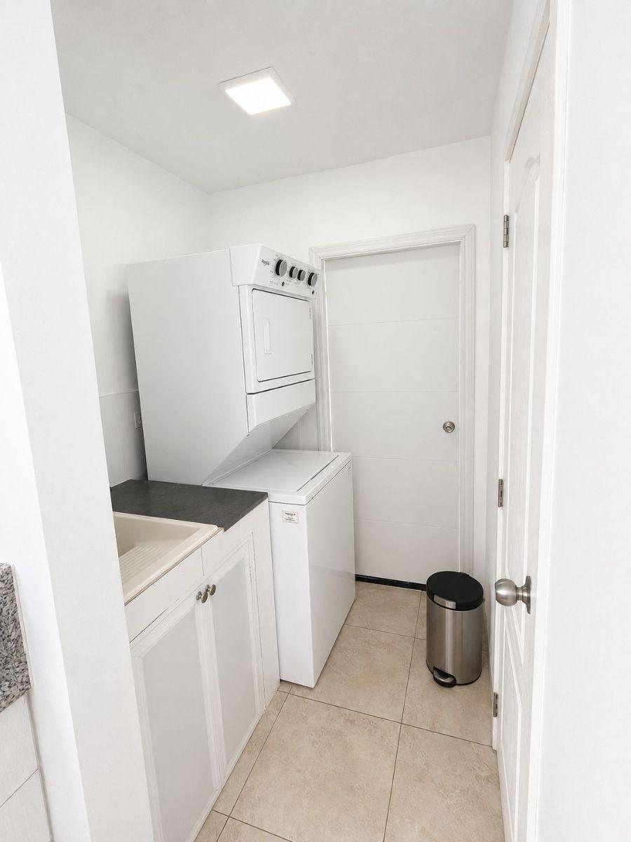 Venta de Casa Urbanización Casa Laguna Et Brisana - A. Maidana, Guayas — imagen 8