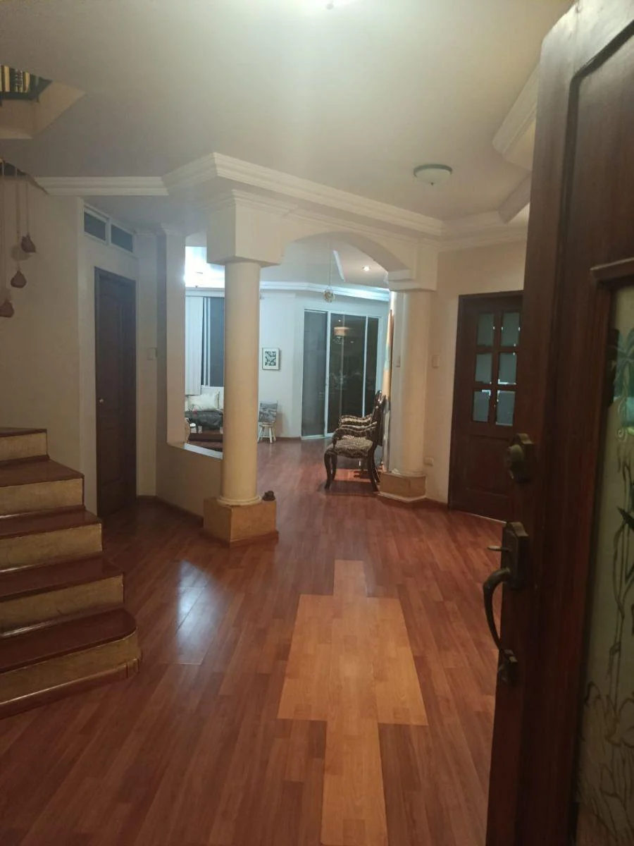 Está Propiedad Es Una Joya Inmobiliaria Auto - Sustentable. con Sus 390 m² de Construcción. Guayas — imagen 7