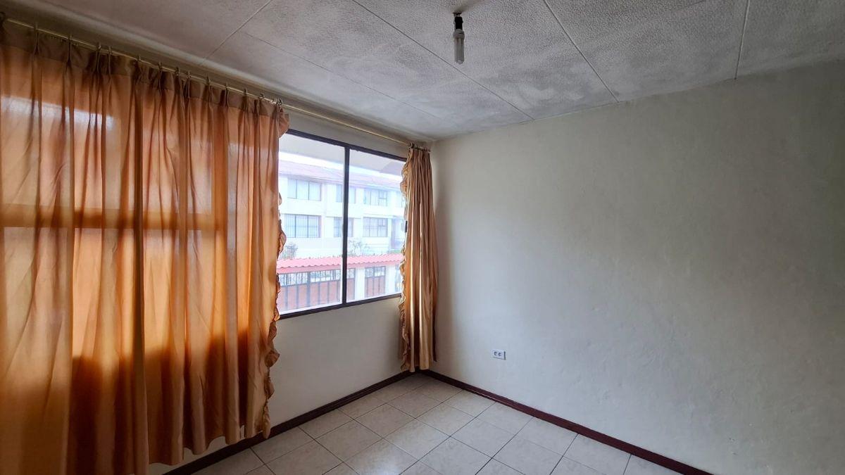 Venta Casa La Rumiñahui, Calle Los Cedros — imagen 8