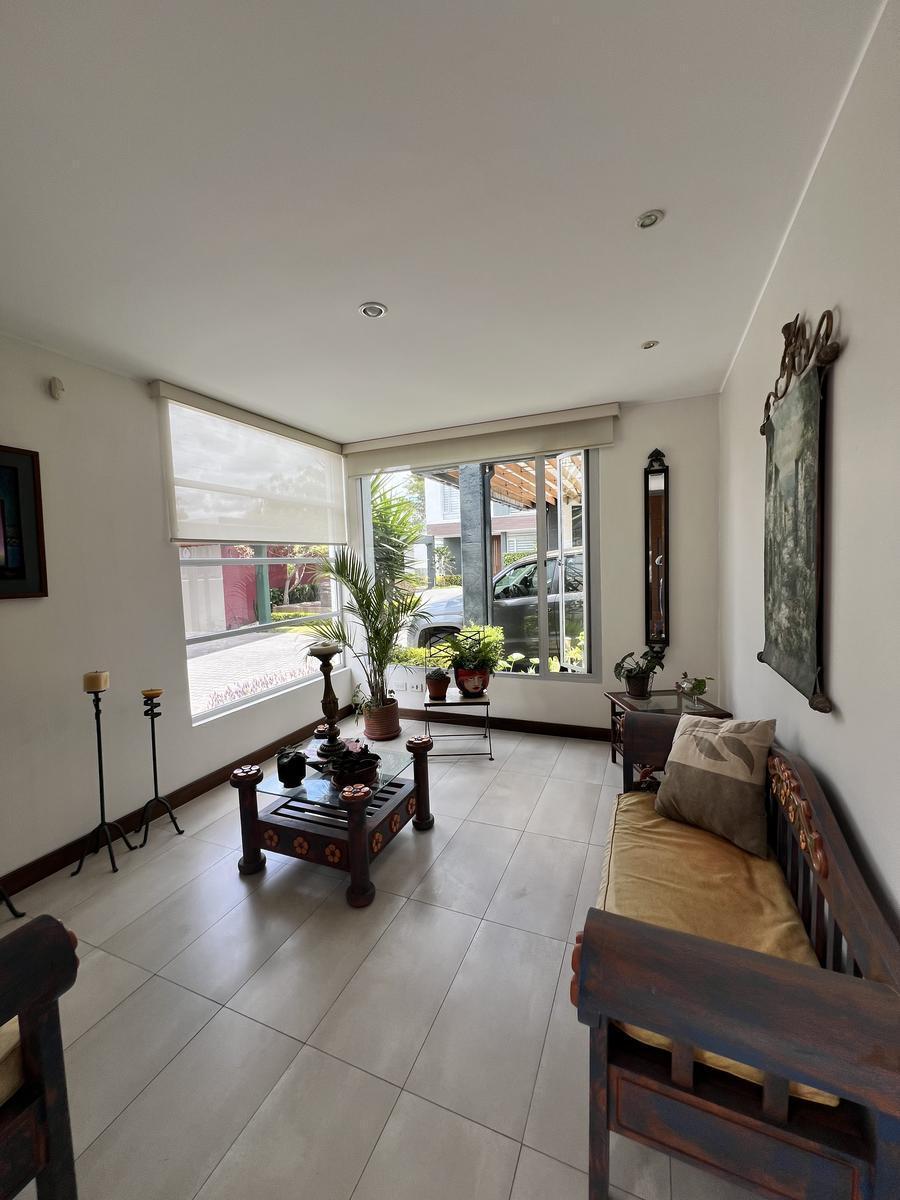 Casa de Venta Dentro de Conjunto, a Lado de La Urbanización Pillagua — imagen 9
