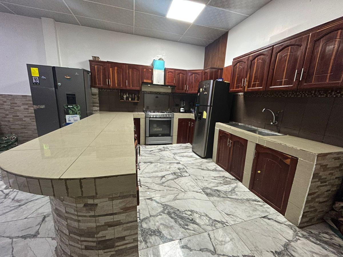 Vendo Casa Amplia en Salinas Santa Paula — imagen 4