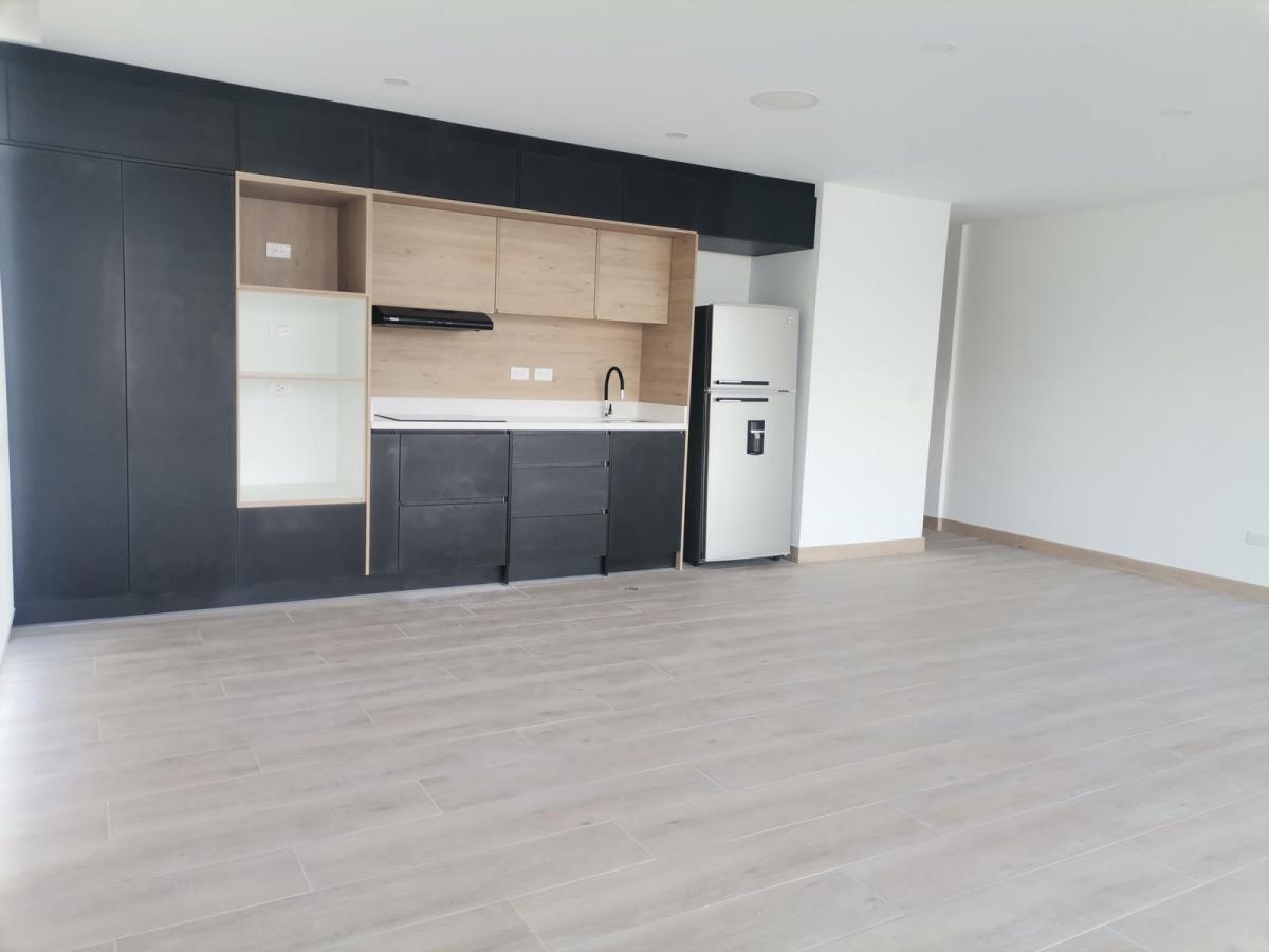 Br Cumbaya, Renta Suite 50 m con Linea Blanca — imagen 10