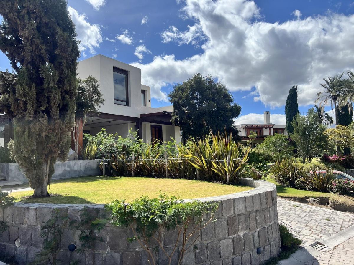 Casa de Venta Ubicada en Tumbaco, Sector Hilacril. Urbanización Cerrada — imagen 6