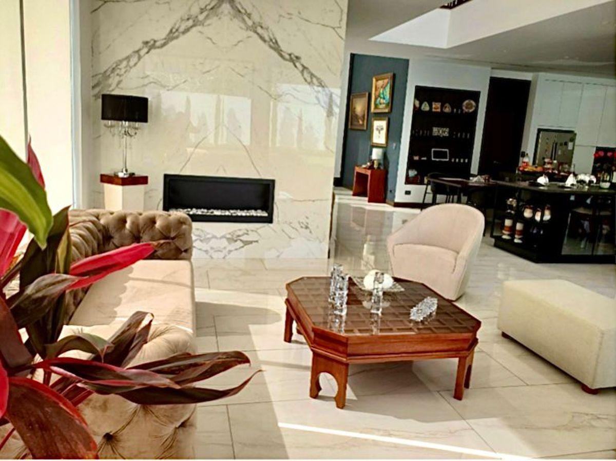Casa de Lujo de Venta en Urbanización Aaa — imagen 7
