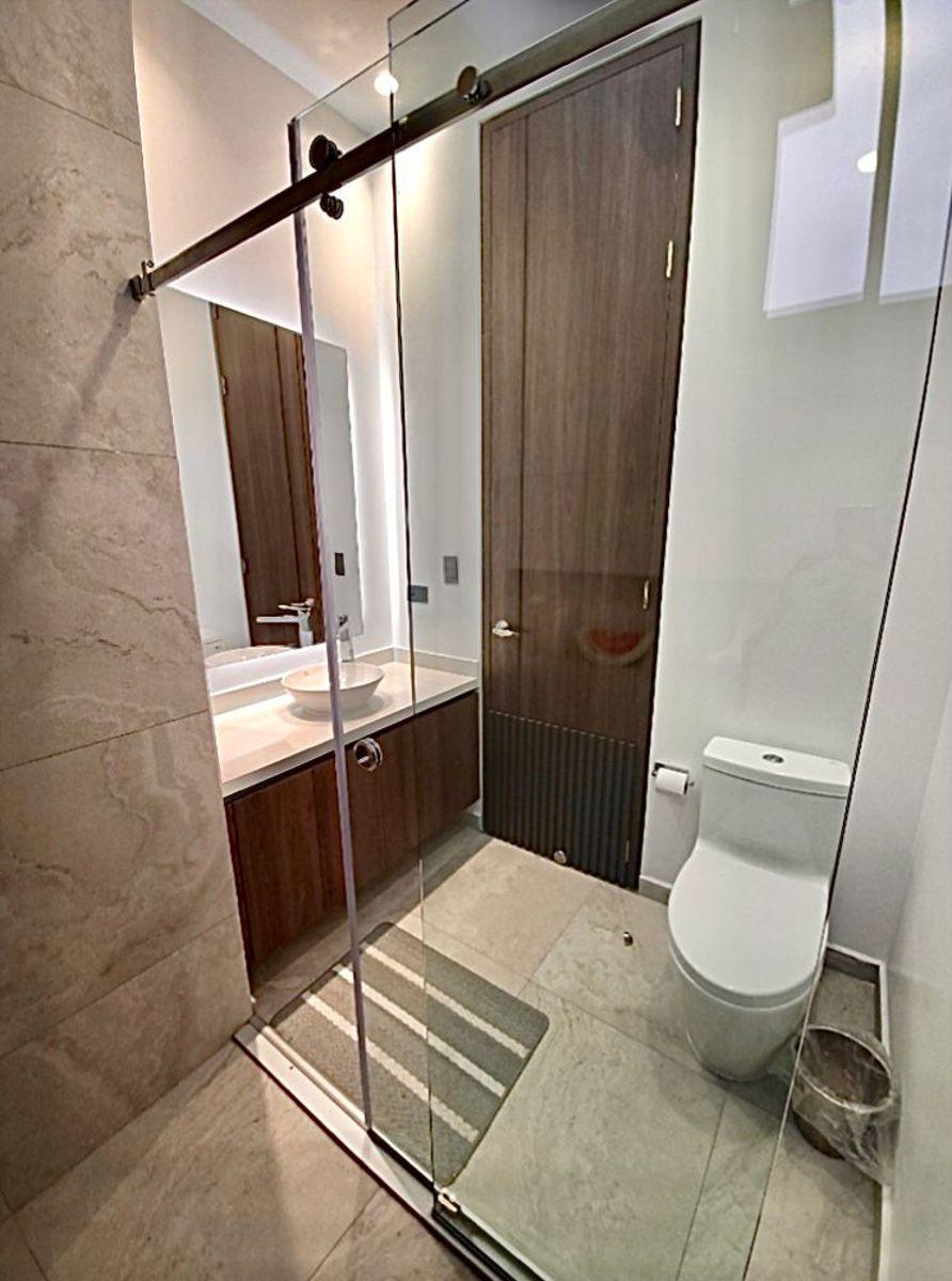 Casa de Lujo de Venta en Urbanización Aaa — imagen 4