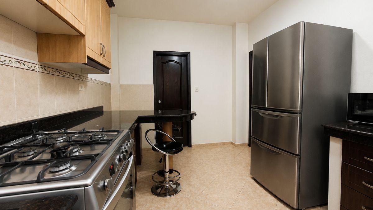 Venta Casa Esquinera Piscina Urb. Portal Al Sol – Vía a La Costa, Guayas — imagen 6