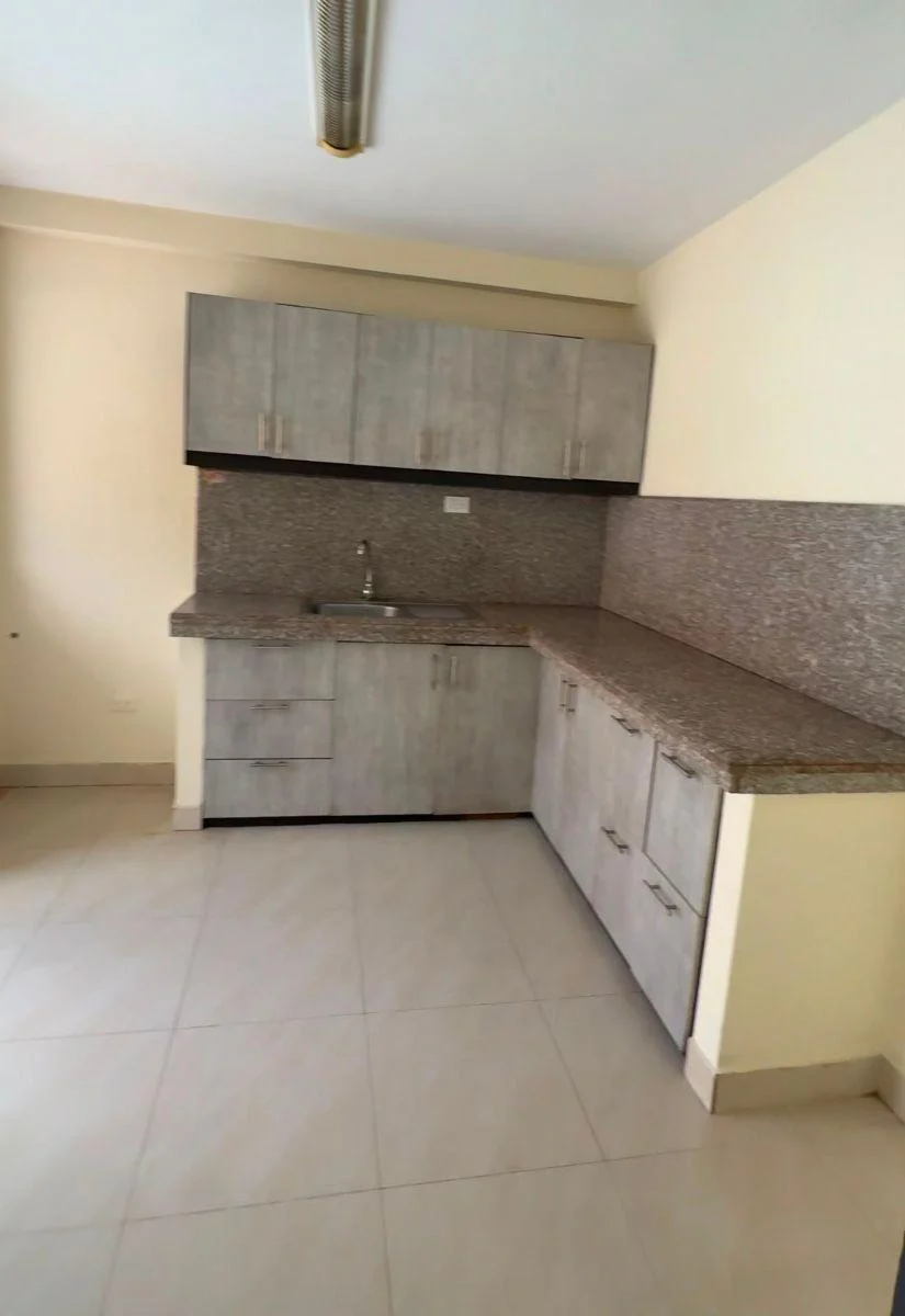 Casa en Venta – Urbanización La Joya/acogedora Casa de 2 Plantas, Muy Bien Conservada, Pintada. Guayas — imagen 7