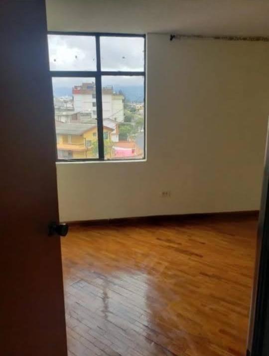 Venta Departamento 2 Dorm. 5to Piso, Ubicado en Carcelen — imagen 5