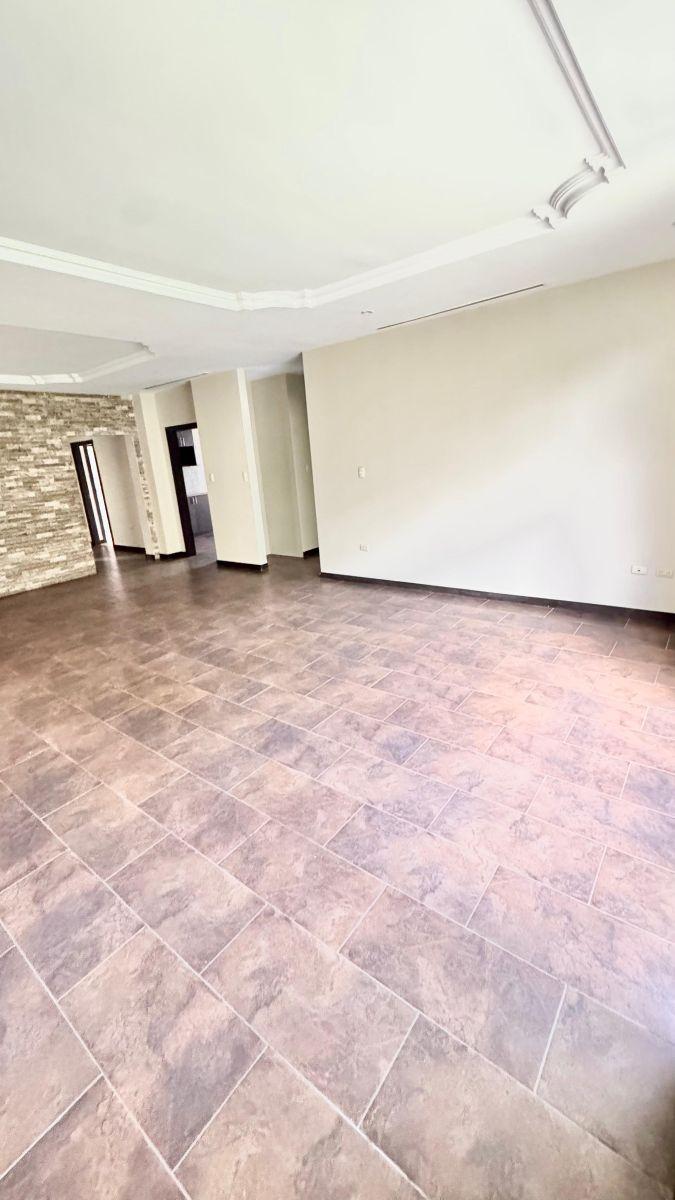Vendo Departamento en Terranostra, de 3 Dorm. c/u con Su Baño en Planta Baja. Guayas — imagen 4