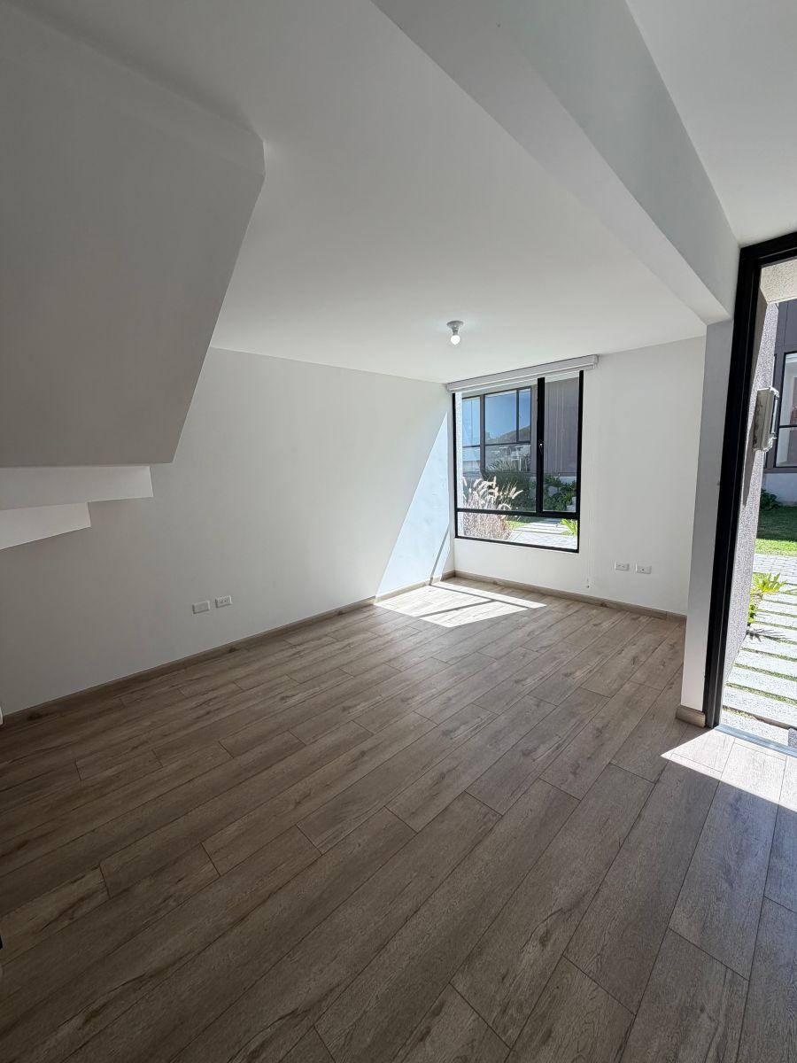 Hermosas Casas Venta por Estrenar Sector Tumbaco — imagen 8