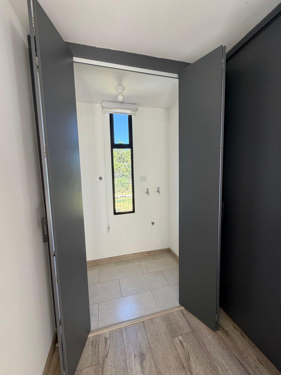 Hermosas Casas Venta por Estrenar Sector Tumbaco — imagen 7