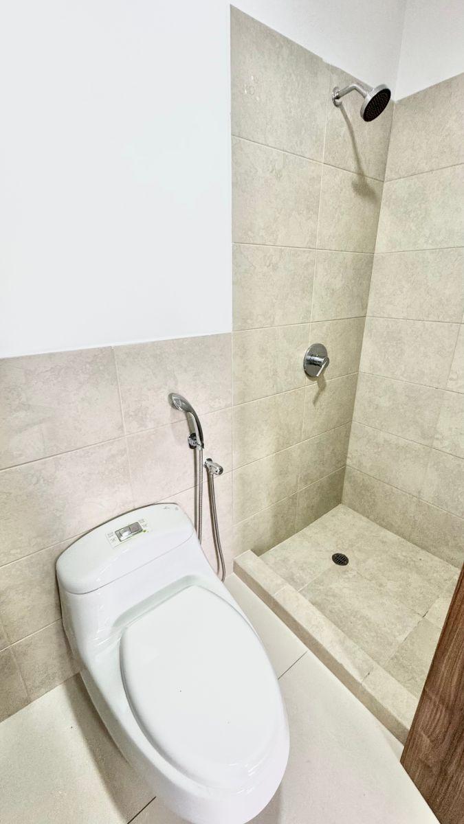 Vendo Departamento Nuevo Terranostra 3 Dorm. 3b Cocina Americana, Iluminado, Vista Al Bosque, Guayas — imagen 4