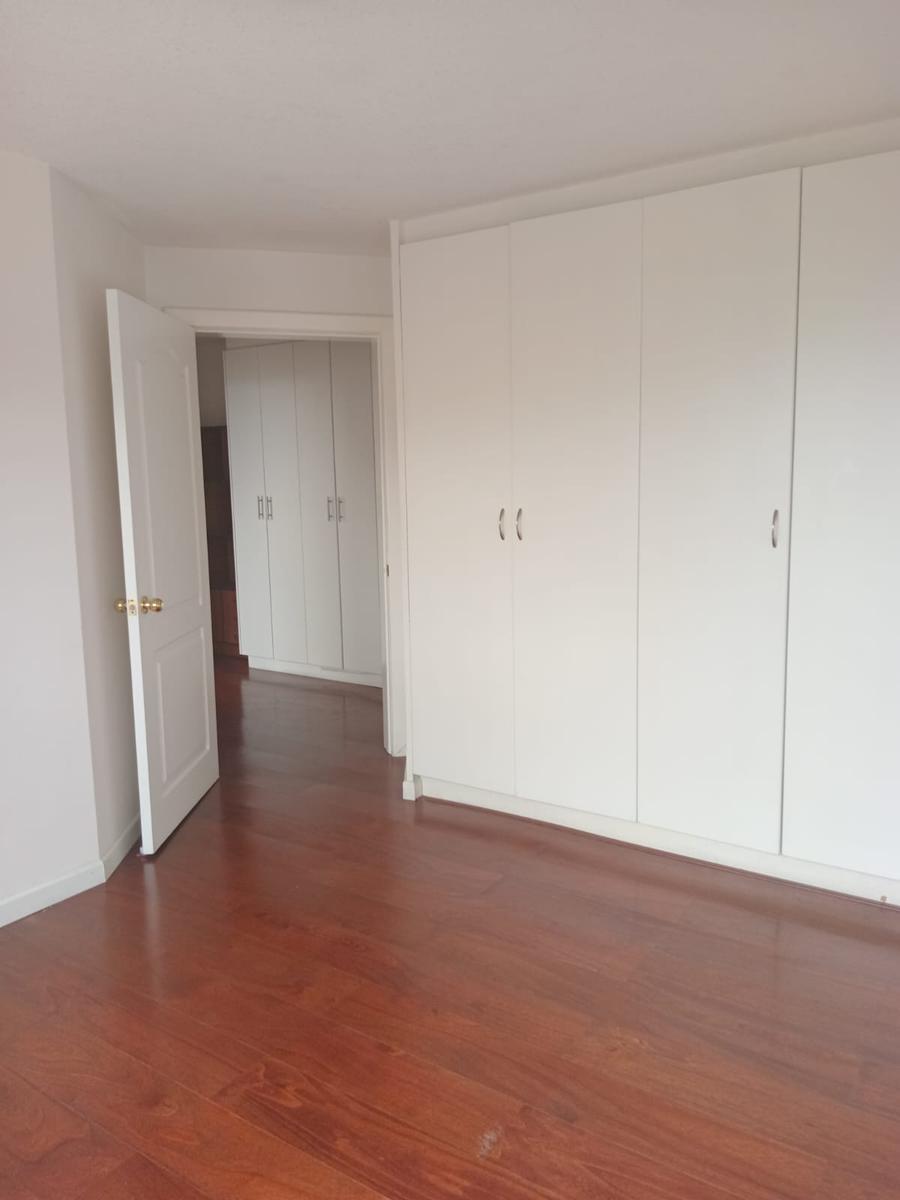 Fcm Venta Departamento 3 Dorm. Dentro Urb El Condado. Provincia de Pichincha — imagen 9