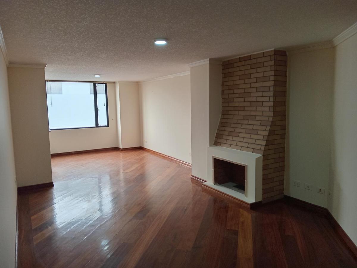Venta Departamento Urb. Mastodontes. Norte Quito — imagen 9