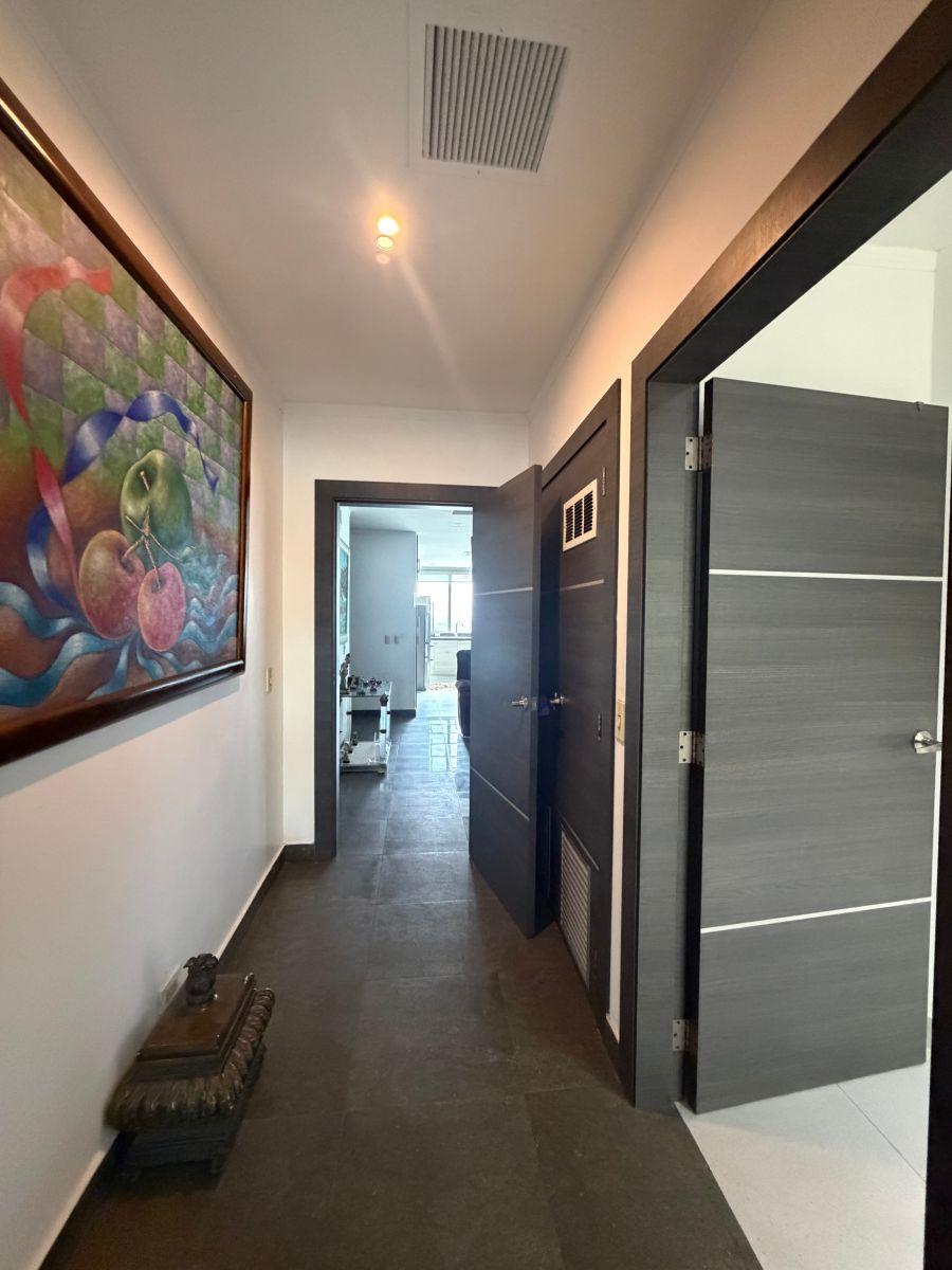 Urb Puerto Azul Departamento en Venta 2 Dorm. y Sala de Estar con Vista Espectacular, Guayas — imagen 3