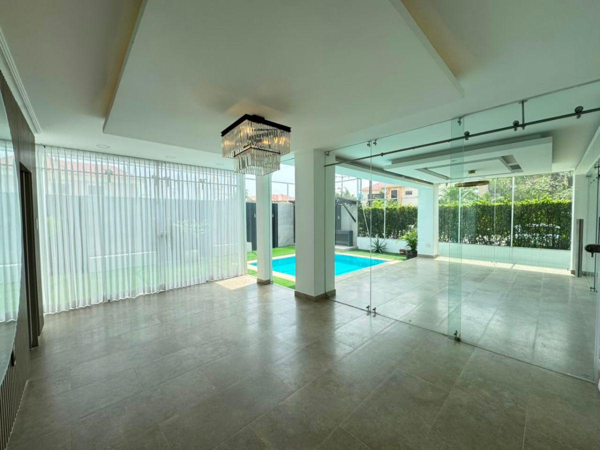 Casa en Renta y Venta en La Urbanizacion Estancias del Rio - Samborondon, Guayas — imagen 8