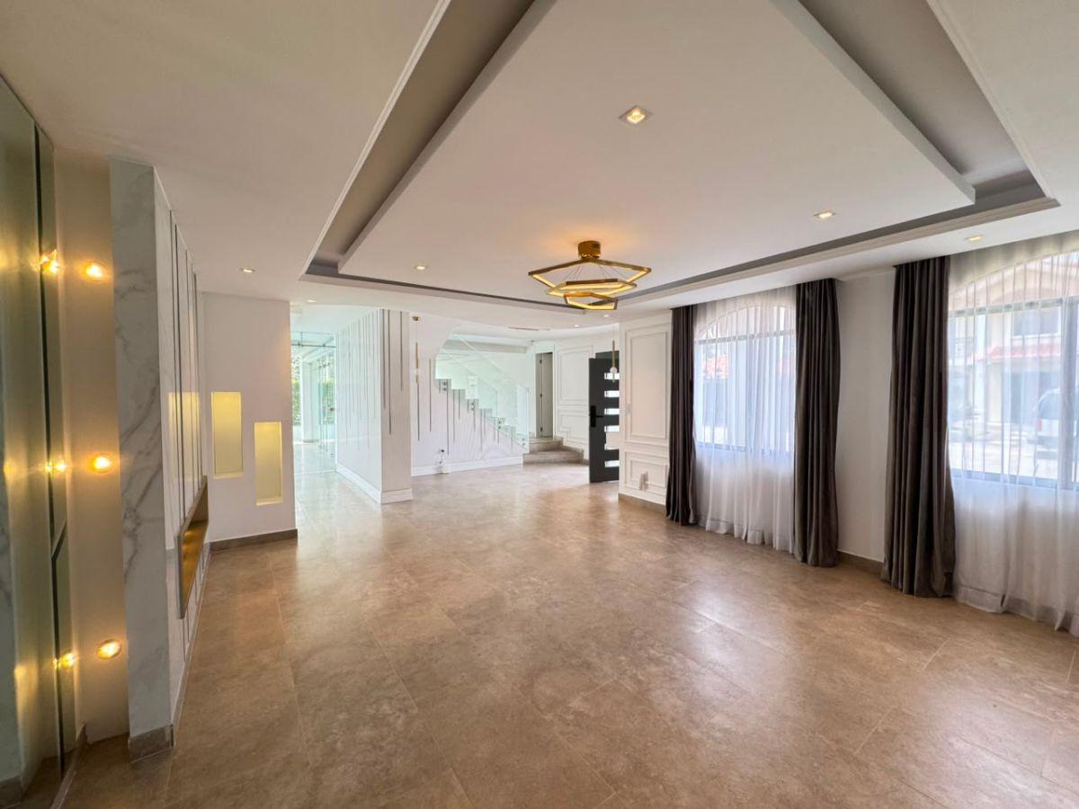 Casa en Renta y Venta en La Urbanizacion Estancias del Rio - Samborondon, Guayas — imagen 5