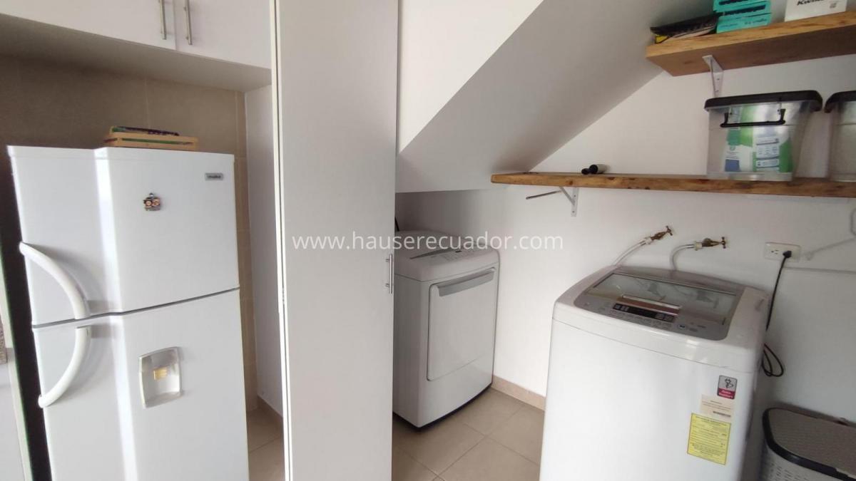 Parque, Jardín y Una Casa No Adosada en Venta. Una Combinación Difícil de Encontrar en La Armenia. Provincia de Pichincha — imagen 7