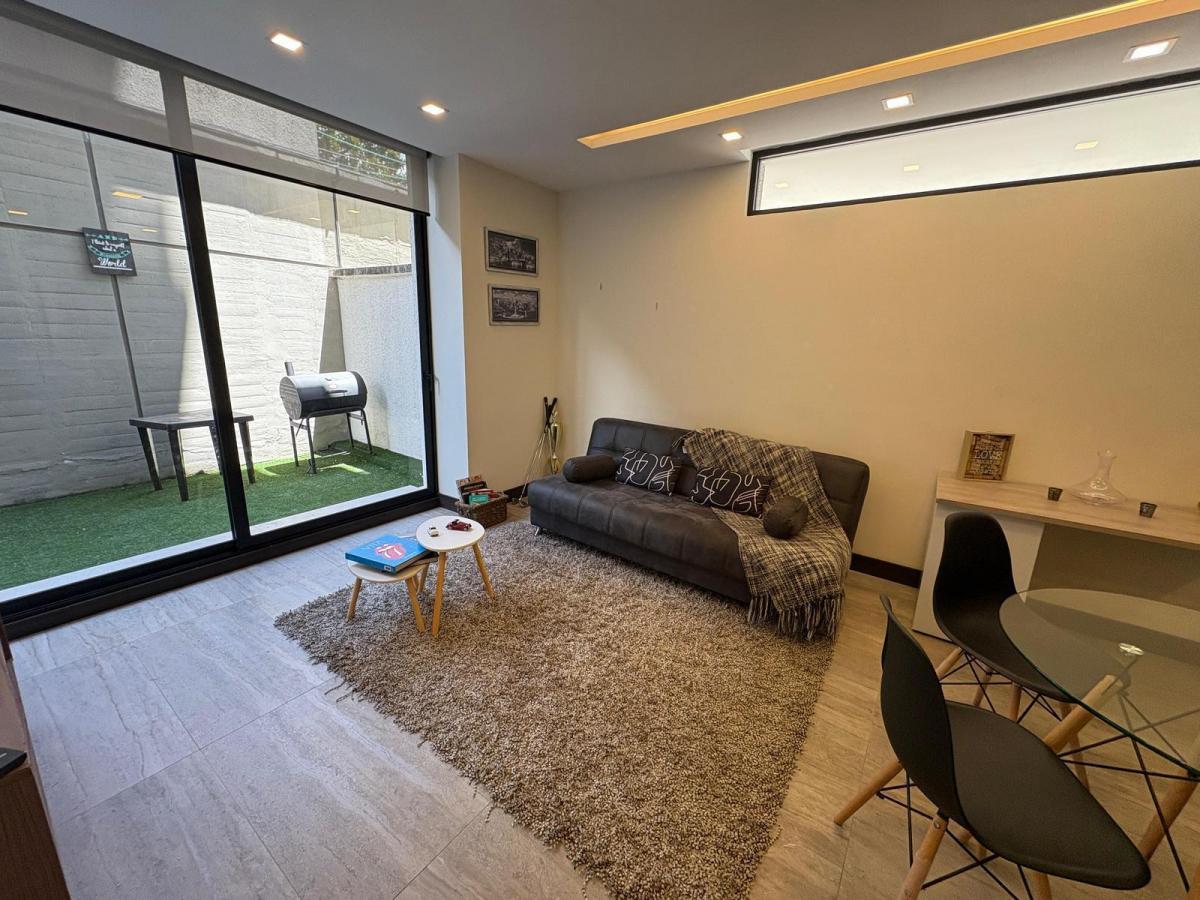 Ira Venta Suite con Patio Sector González Suárez. Provincia de Pichincha — imagen 10
