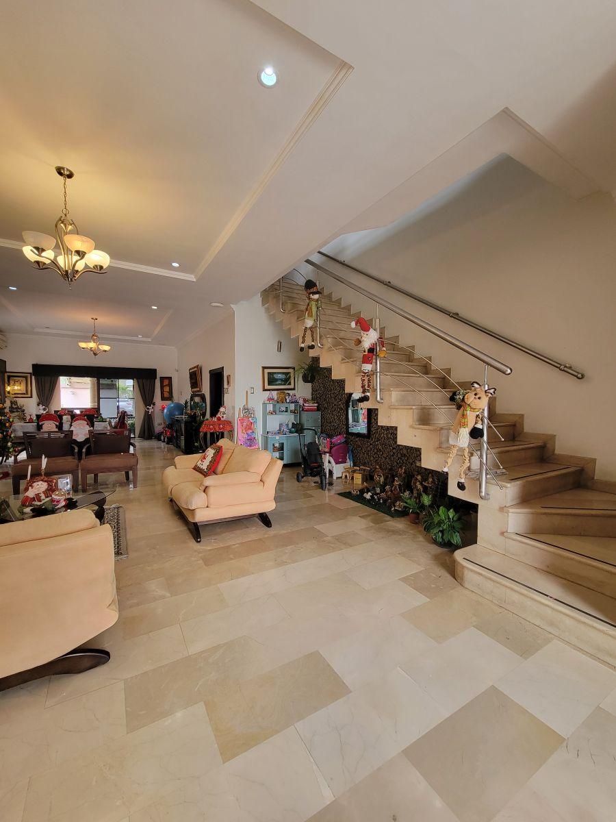 Casa Esquinera en Venta en Santa Maria de Casagrande | 4 Dorm., Piscina y 550 m² de Terreno, Guayas — imagen 10
