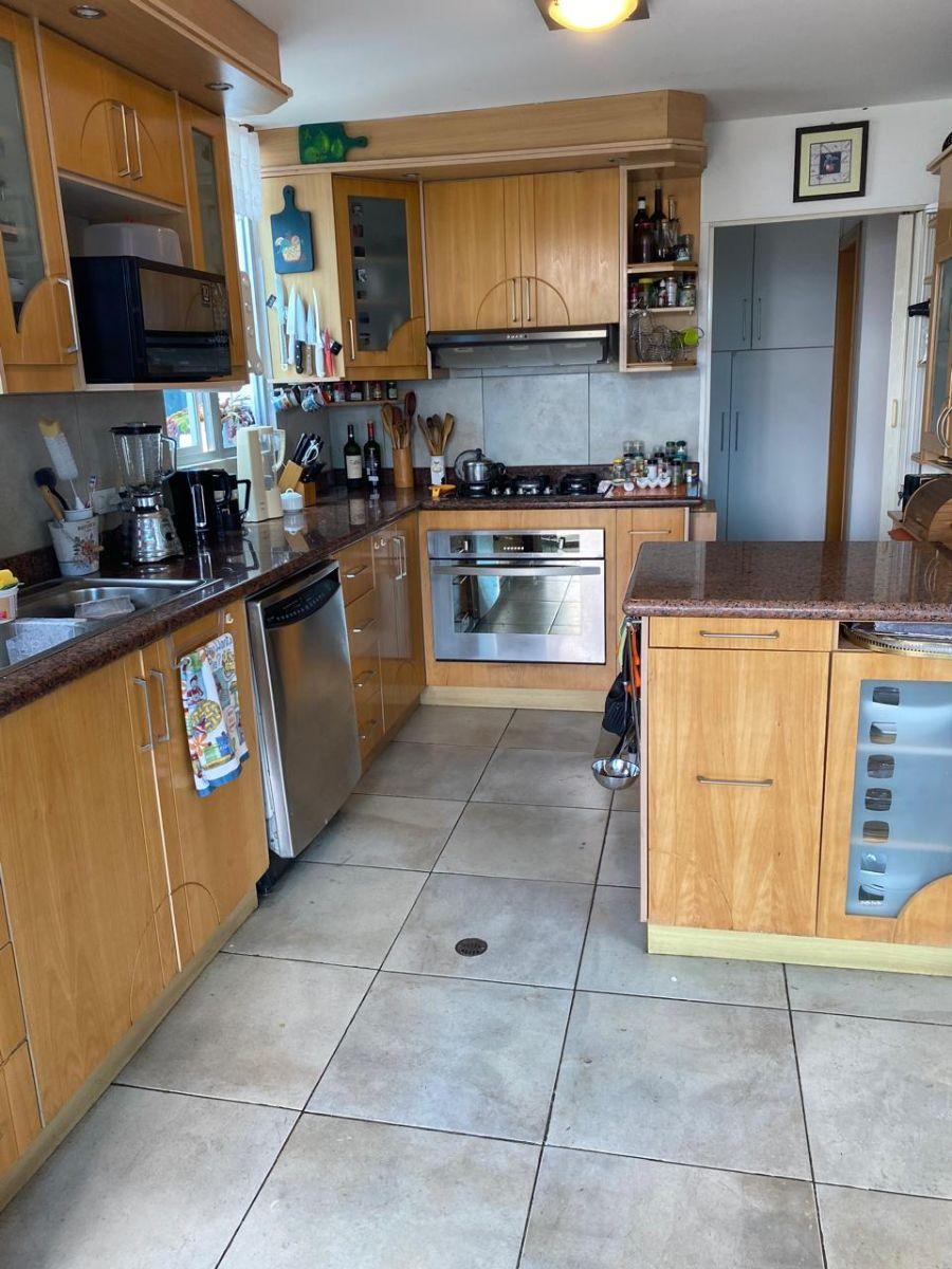 Vendo Departamento en El Sector de Monteserrin — imagen 6