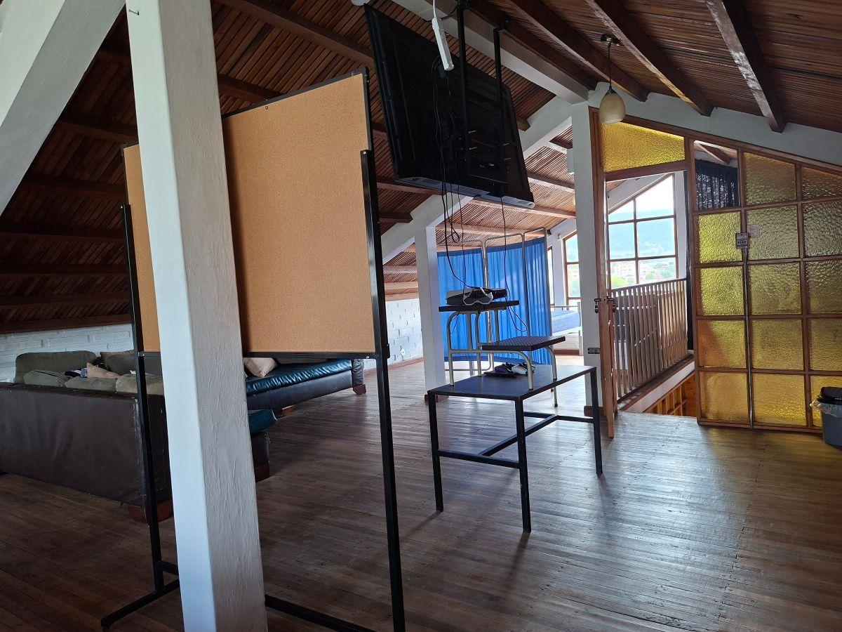 1.000 m² Sangolquí - Casa Rústica + Aulas/vestidores - Renta $1.200 — imagen 3