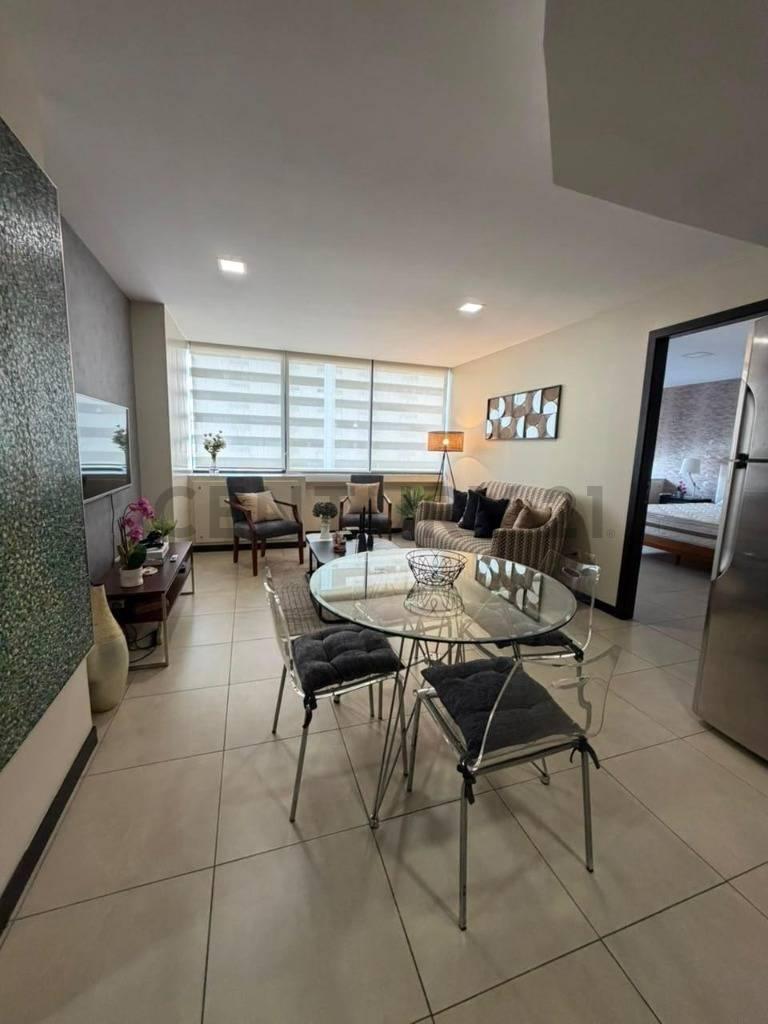Venta Departamento en Torre Bellini, 2 Hab + Garaje y Vista Panorámica D. Lac, Guayas — imagen 7
