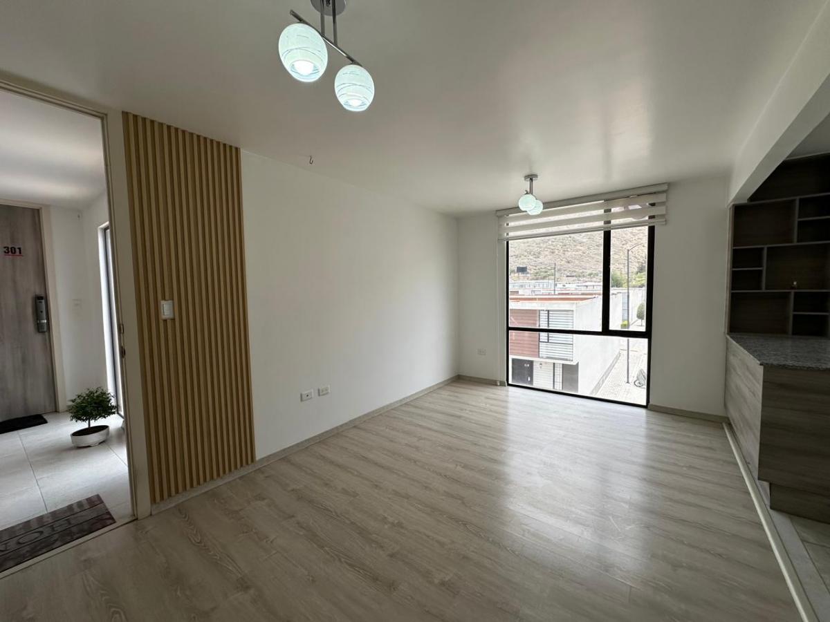 Departamento en Pomasqui — imagen 8
