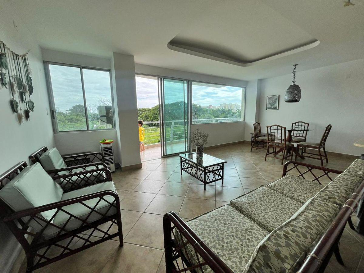Hermoso Departamento de Venta en Tonsupa — imagen 7
