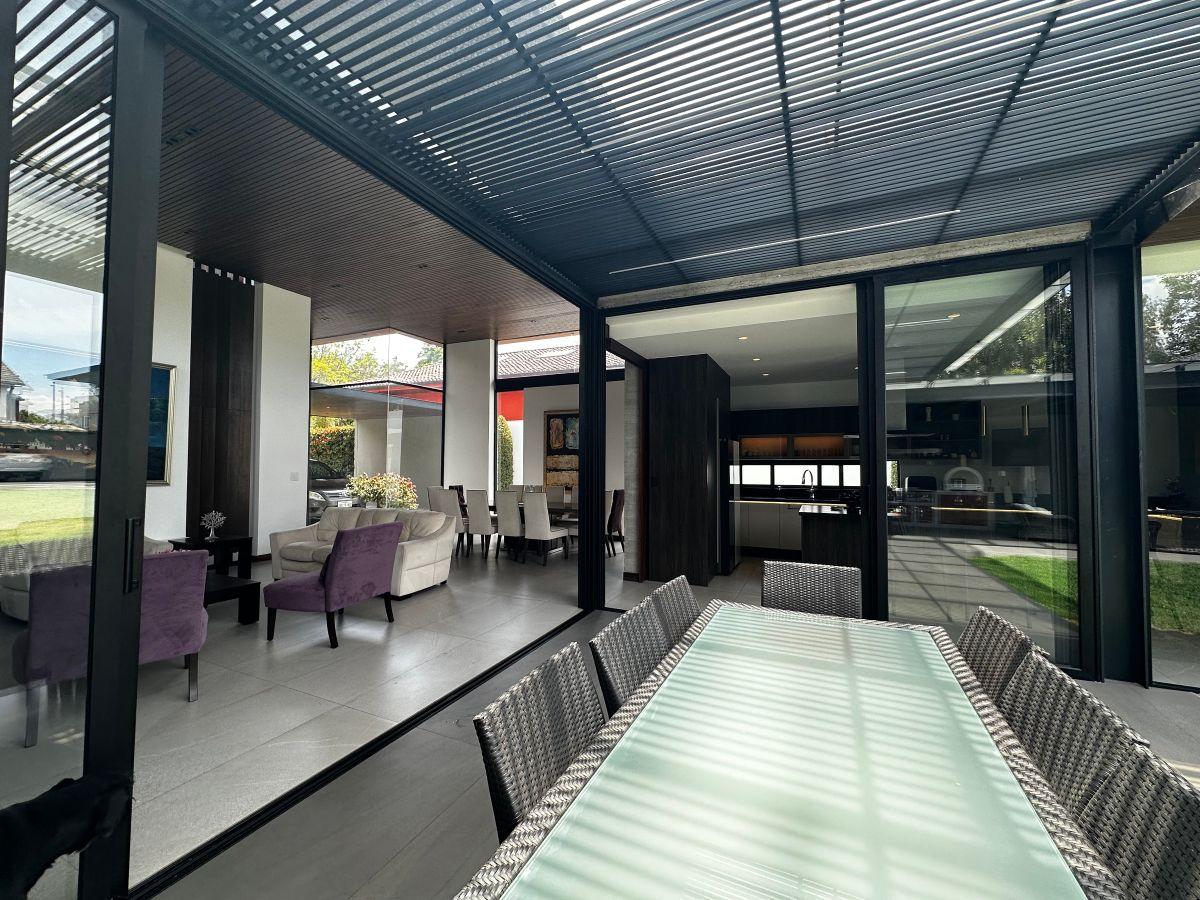 Se Vende Casa Moderna Dentro de Urbanización — imagen 7