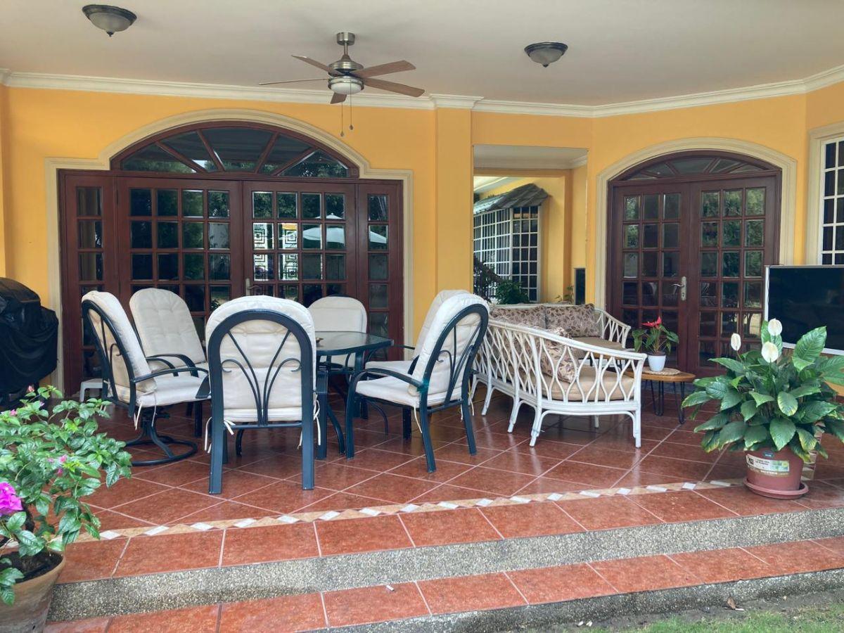 Casa en Venta de Una Planta en Los Primeros Km de Samborondon. Guayas — imagen 10