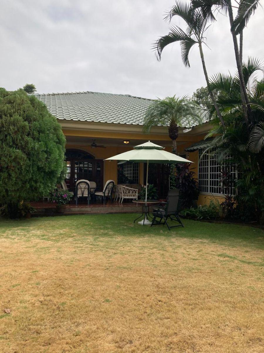 Casa en Venta de Una Planta en Los Primeros Km de Samborondon. Guayas — imagen 9